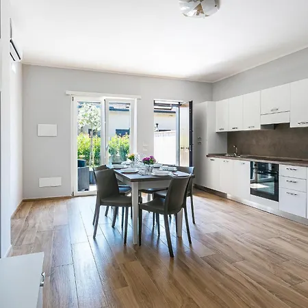 Lovely In Casalvelino With Kitchen Holiday home *