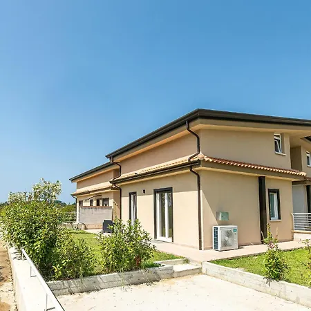 Lovely In Casalvelino With Kitchen Holiday home